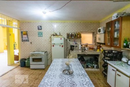 Casa à venda com 283m², 4 quartos e 1 vagaCozinha