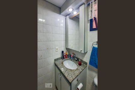 Apartamento para alugar com 80m², 3 quartos e 2 vagasBanheiro