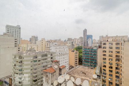 Sala - Vista de apartamento para alugar com 2 quartos, 80m² em República, São Paulo