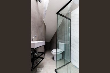Banheiro de casa para alugar com 2 quartos, 100m² em Vila Isolina Mazzei, São Paulo