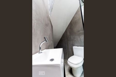 Banheiro de casa para alugar com 2 quartos, 100m² em Vila Isolina Mazzei, São Paulo