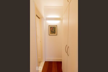 Apartamento à venda com 132m², 3 quartos e 2 vagas Apartamento à venda com 132m², 3 quartos e 2 vagasLavabo