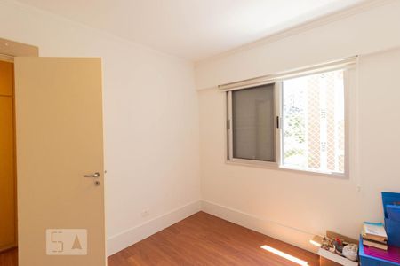 Apartamento à venda com 132m², 3 quartos e 2 vagas Apartamento à venda com 132m², 3 quartos e 2 vagasQuarto 1