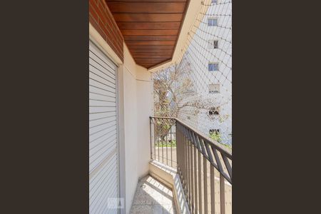 Apartamento à venda com 132m², 3 quartos e 2 vagas Apartamento à venda com 132m², 3 quartos e 2 vagasVaranda - Suíte 1