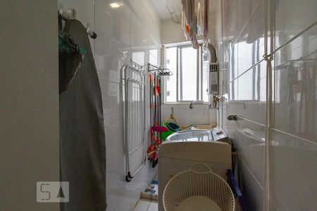 Apartamento à venda com 60m², 3 quartos e sem vagaÁrea de Serviço