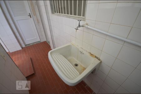 Apartamento para alugar com 155m², 3 quartos e 1 vagaÁrea de Serviço