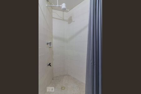 Chuveiro de kitnet/studio para alugar com 1 quarto, 29m² em Centro Histórico, Porto Alegre