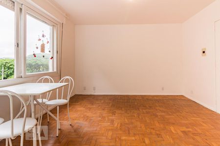 Sala/Quarto de kitnet/studio para alugar com 1 quarto, 29m² em Centro Histórico, Porto Alegre