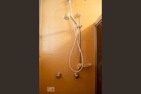 Apartamento à venda com 110m², 3 quartos e 2 vagasBANHEIRO