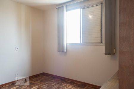 Apartamento à venda com 110m², 3 quartos e 2 vagasQUARTO 2