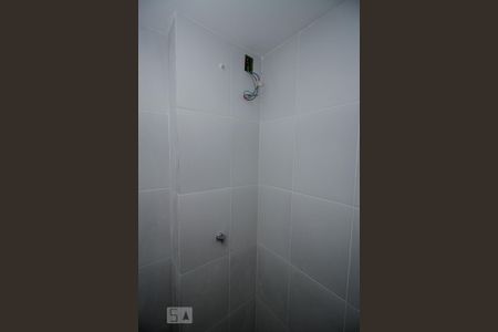 Casa de condomínio para alugar com 80m², 2 quartos e 1 vaga Casa de condomínio para alugar com 80m², 2 quartos e 1 vagaBanheiro