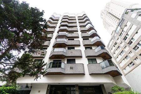 Apartamento para alugar com 45m², 1 quarto e 1 vagaFachada