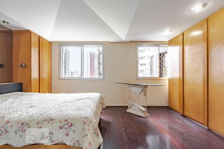 Dormitório 2 de apartamento para alugar com 2 quartos, 136m² em Batel, Curitiba