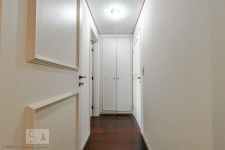 Apartamento para alugar com 136m², 2 quartos e 1 vagaCorredor