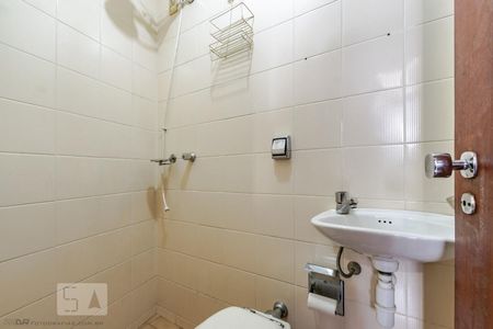Apartamento para alugar com 136m², 2 quartos e 1 vagaLavabo de Serviço