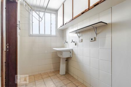 Apartamento para alugar com 136m², 2 quartos e 1 vagaÁrea de Serviço