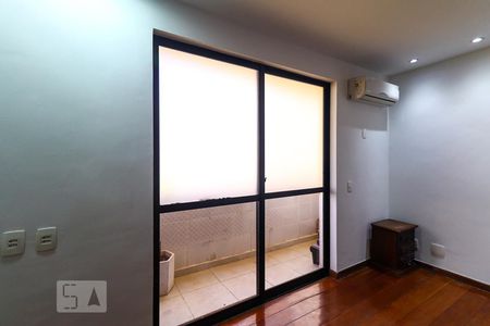 Apartamento à venda com 212m², 4 quartos e 2 vagasSuíte 2