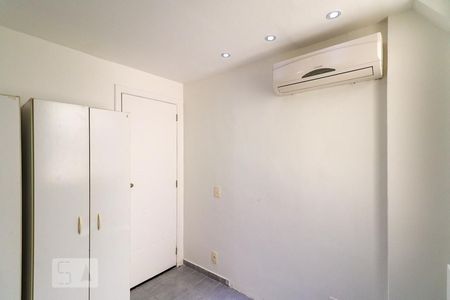 Apartamento à venda com 212m², 4 quartos e 2 vagasSuíte 1