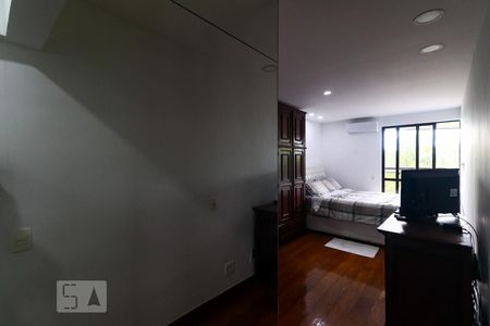 Apartamento à venda com 212m², 4 quartos e 2 vagasSuíte 4