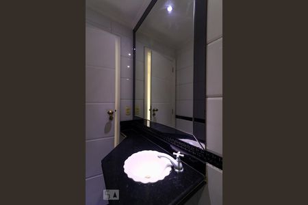 Apartamento à venda com 212m², 4 quartos e 2 vagasLavabo