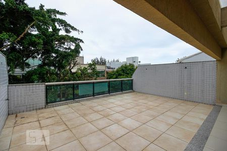 Apartamento para alugar com 320m², 3 quartos e 2 vagasVaranda da Sala
