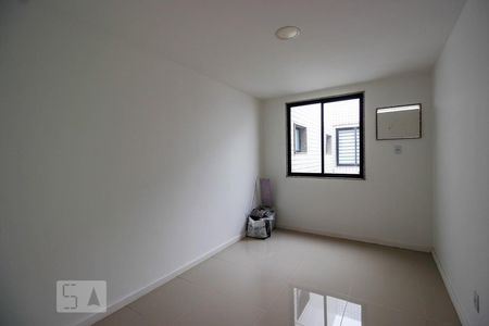 Apartamento para alugar com 320m², 3 quartos e 2 vagasQuarto