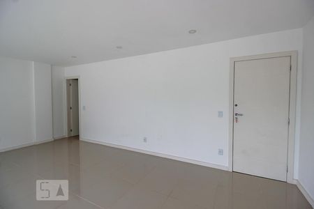 Apartamento para alugar com 320m², 3 quartos e 2 vagasSala