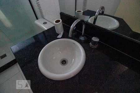 Apartamento para alugar com 320m², 3 quartos e 2 vagasBanheiro Corredor