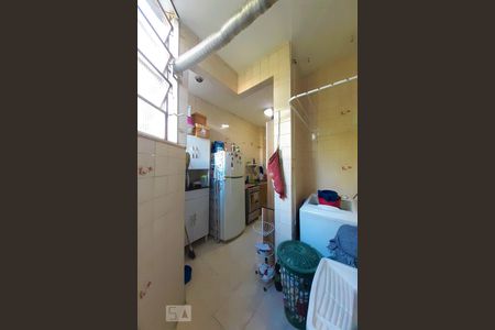 Apartamento à venda com 70m², 3 quartos e sem vagaÁrea de Serviço