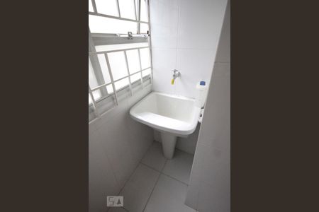 Apartamento para alugar com 58m², 1 quarto e 1 vagaÁrea de Serviço