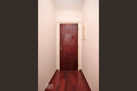 Hall de Entrada de apartamento para alugar com 1 quarto, 58m² em Vila Buarque, São Paulo