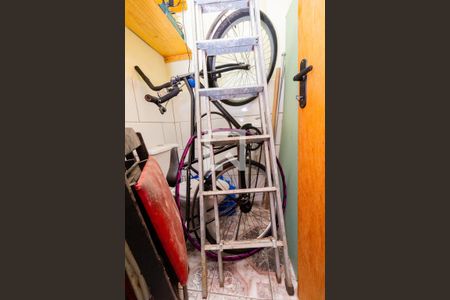 Casa à venda com 600m², 5 quartos e 2 vagasBanheiro 5