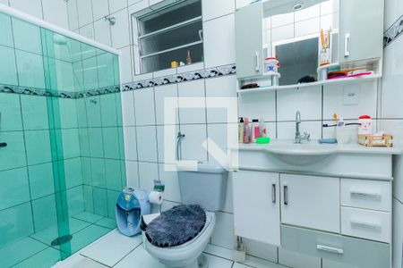 Casa à venda com 600m², 5 quartos e 2 vagasCasa 1: Banheiro da suíte 1