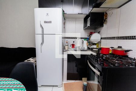 Casa à venda com 600m², 5 quartos e 2 vagasCasa 2: Sala e Cozinha