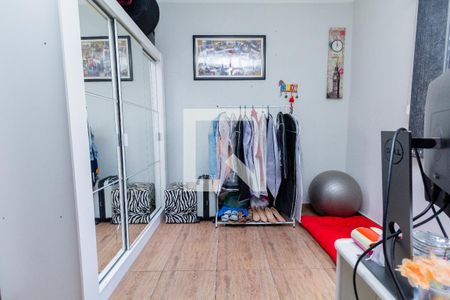 Casa à venda com 600m², 5 quartos e 2 vagasCasa 1: Quarto 2