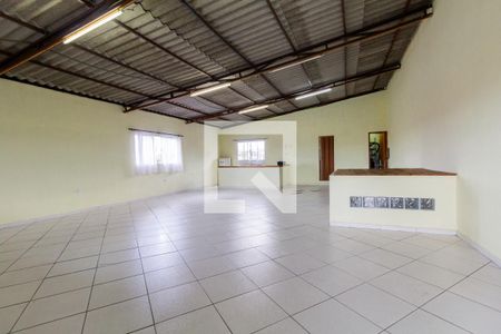Casa à venda com 600m², 5 quartos e 2 vagasSalão