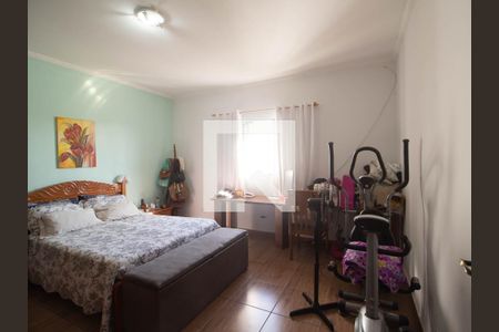 Quarto 1 de casa à venda com 5 quartos, 600m² em Vila Rio Branco, São Paulo