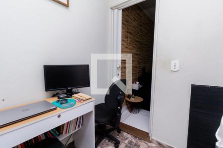 Casa à venda com 600m², 5 quartos e 2 vagasCasa 2: Quarto 1