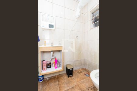 Casa à venda com 600m², 5 quartos e 2 vagasCasa 2: Banheiro