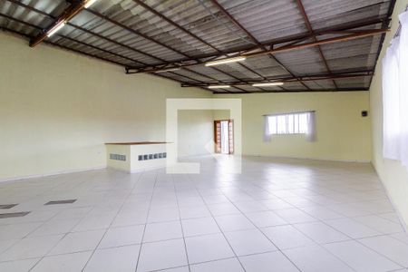 Casa à venda com 600m², 5 quartos e 2 vagasSalão