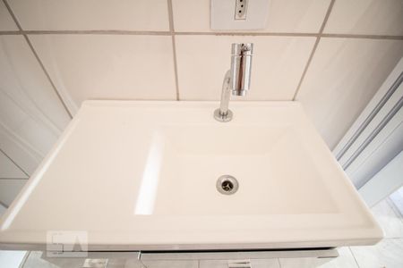 Apartamento para alugar com 70m², 2 quartos e sem vaga Apartamento para alugar com 70m², 2 quartos e sem vagaBanheiro