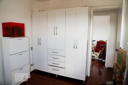 Apartamento à venda com 85m², 3 quartos e 2 vagasQuarto 2
