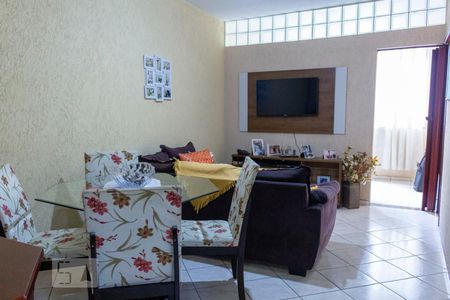 Sala de apartamento para alugar com 3 quartos, 80m² em Liberdade, São Paulo