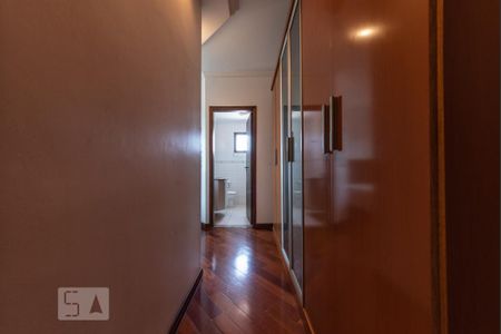 Apartamento à venda com 128m², 3 quartos e 2 vagas Apartamento à venda com 128m², 3 quartos e 2 vagasSuíte