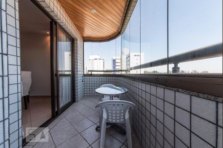 Apartamento à venda com 128m², 3 quartos e 2 vagas Apartamento à venda com 128m², 3 quartos e 2 vagasSacada