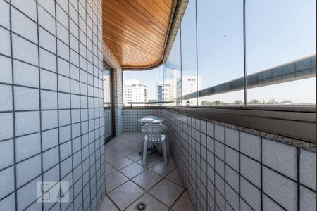 Apartamento à venda com 128m², 3 quartos e 2 vagas Apartamento à venda com 128m², 3 quartos e 2 vagasSacada