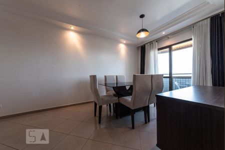 Apartamento à venda com 128m², 3 quartos e 2 vagas Apartamento à venda com 128m², 3 quartos e 2 vagasSala de Jantar