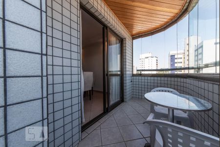 Apartamento à venda com 128m², 3 quartos e 2 vagas Apartamento à venda com 128m², 3 quartos e 2 vagasSacada
