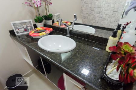 Lavabo de casa de condomínio à venda com 3 quartos, 200m² em Vila Santa Catarina, São Paulo