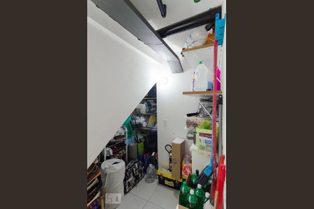 Casa de condomínio para alugar com 200m², 3 quartos e 3 vagasDeposito